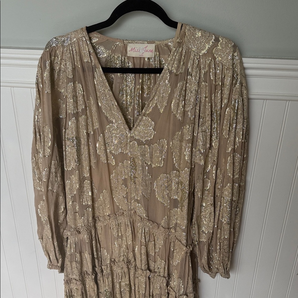 Miss June Los Angeles Beige and Gold Long Sleeve Dress